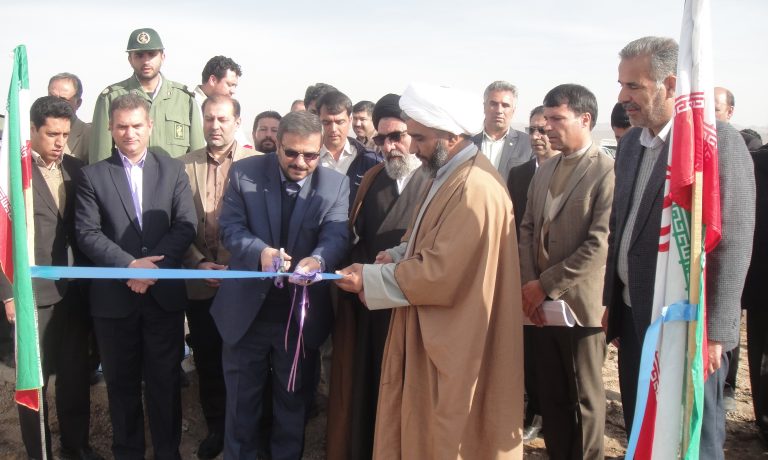 افتتاح طرح آبیاری کم فشار شرکت کشت و صنعت پیوند خاوران در سطح ۴۵۰ هکتار