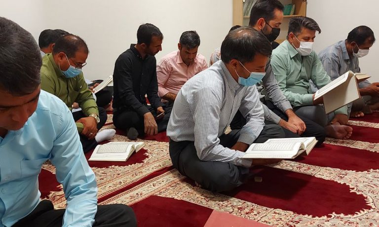 برگزاری محفل انس با قرآن و بیان احکام به مناسبت فرارسیدن ماه مبارک رمضان در شرکت کشت و صنعت پیوند خاوران