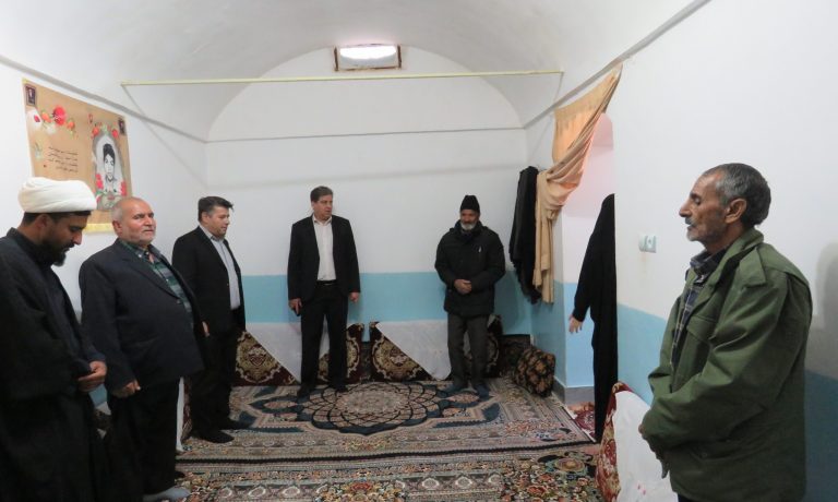 دیدار و تکریم خانواده های شهدای روستای گیو توسط شرکت کشت و صنعت پیوند خاوران